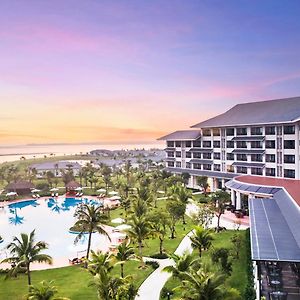 Melia Vinpearl Cua Hoi Beach Resort